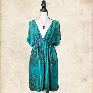 City Triangles Turquoise Midi Dress